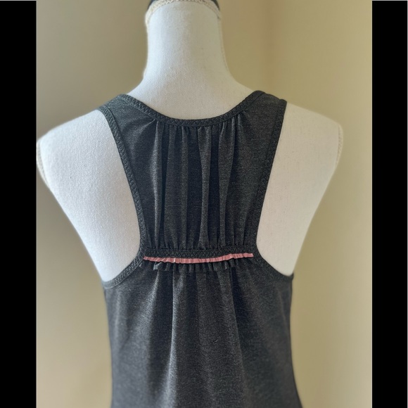 Lululemon Run: Silver Bullet Sleeveless Tech top - Picture 4 of 15